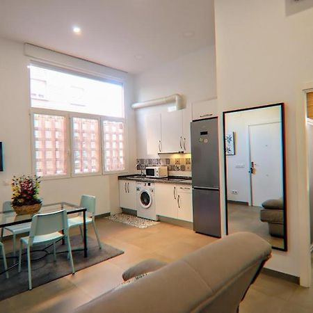 Luminoso Apartamento En El Corazon De Triana Apartment Sevilla Bagian luar foto