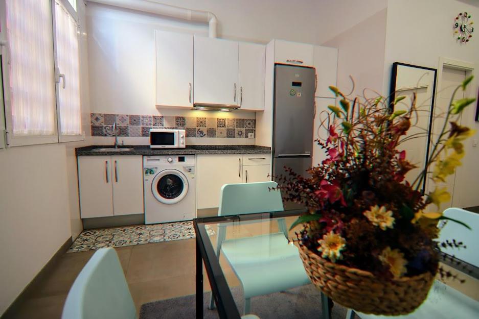 Luminoso Apartamento En El Corazon De Triana Apartment Sevilla Bagian luar foto